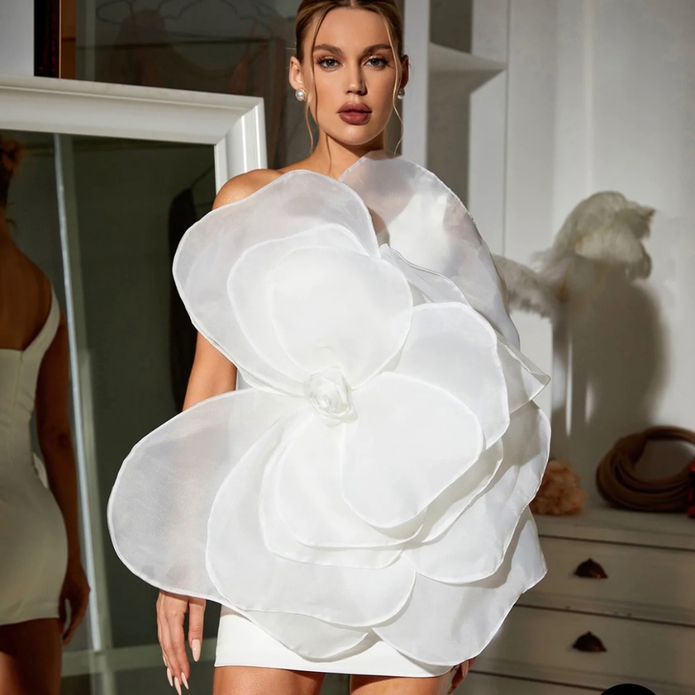 Ganon One Shoulder Flower Mini Dress